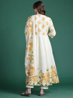 Floral Printed Empire Pure Cotton Kurta with Trousers & Dupatta 6