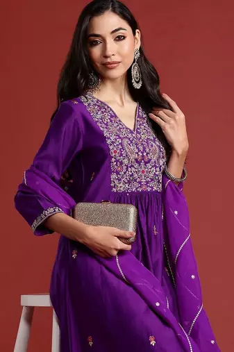 Women Ethnic Motifs Embroidered Empire Thread Work Liva Kurta with Trousers & With Dupatta