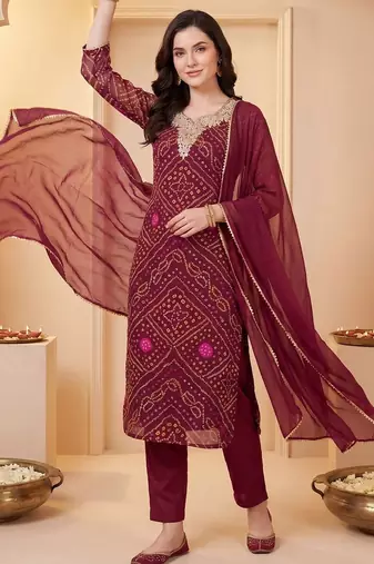 Women Bandhani Printed Regular Thread Work Kurta with Trousers & With Dupatta