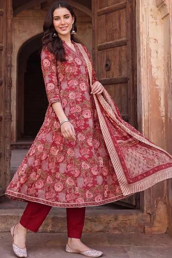 Women Floral Printed Regular Pure Cotton Kurta with Trousers & With Dupatta