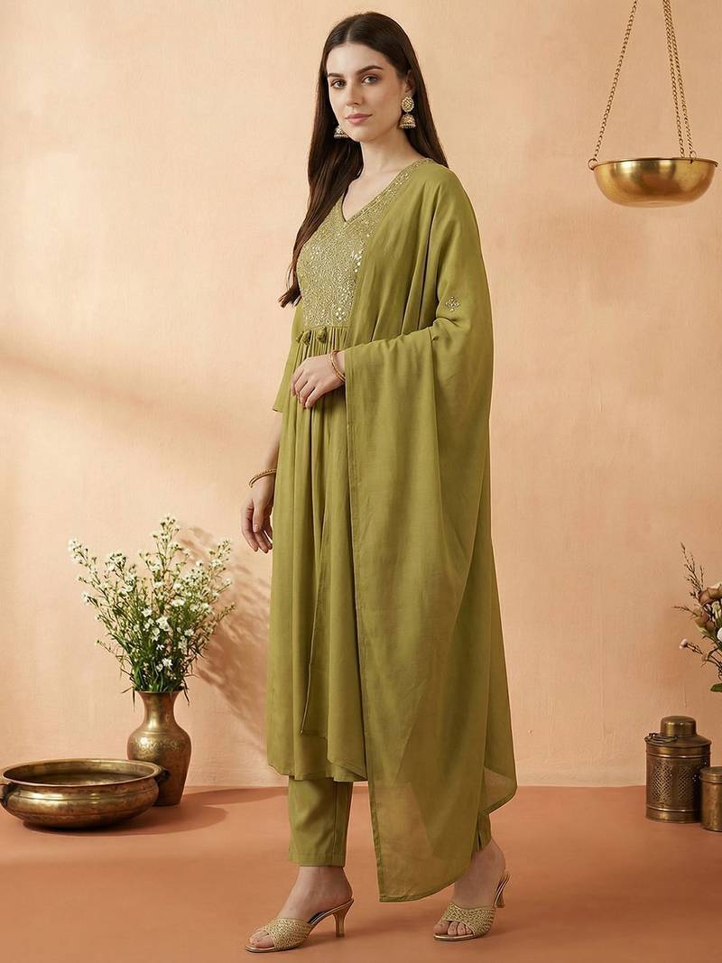 Women Ethnic Motifs Embroidered Regular Mirror Work Kurta with Trousers & With Dupatta