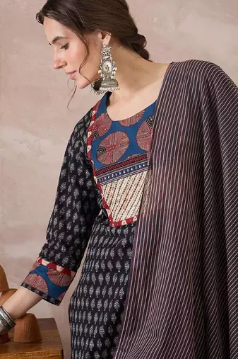 Women Ethnic Motifs Printed Regular Pure Cotton Kurta with Trousers & With Dupatta