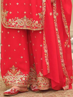 Paisley Embroidered Sweetheart Neck Straight Zari Kurta With Palazzos & Dupatta 6