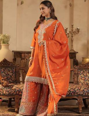 Women Ethnic Motifs Embroidered Sequinned Kurta with Palazzos & Dupatta 3