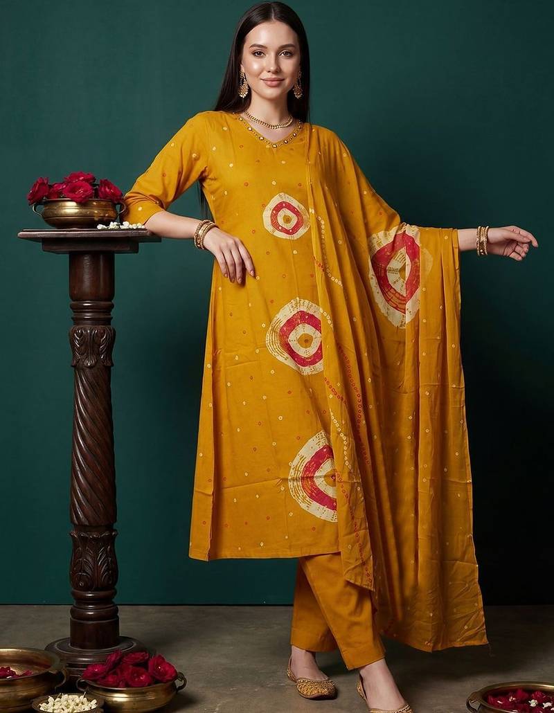 Women Printed Regular Pure Cotton Kurta with Trousers & With Dupatta