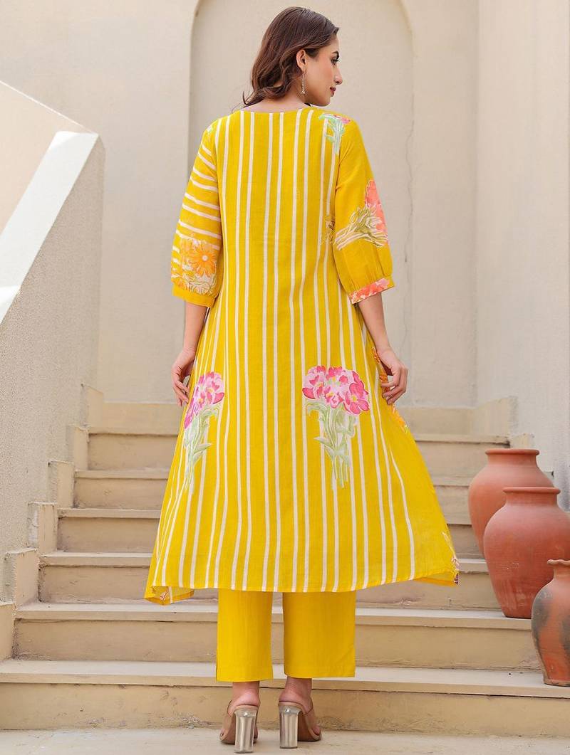 Floral Printed A-Line Pure Cotton Kurta With Trousers