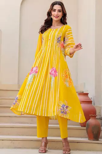 Floral Printed A-Line Pure Cotton Kurta With Trousers