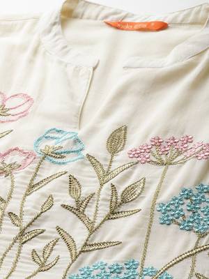 Floral Embroidered Empire Thread Work Pure Cotton Kurta with Trousers & Dupatta 2