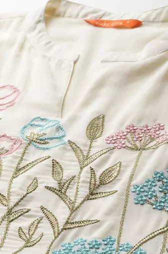 Floral Embroidered Empire Thread Work Pure Cotton Kurta with Trousers & Dupatta