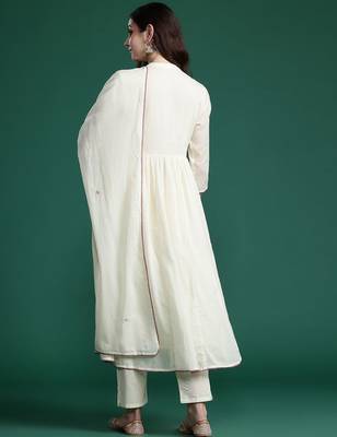 Floral Embroidered Empire Thread Work Pure Cotton Kurta with Trousers & Dupatta 6