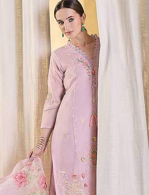 Floral Embroidered Thread Work Kurta With Trousers & Dupatta 2
