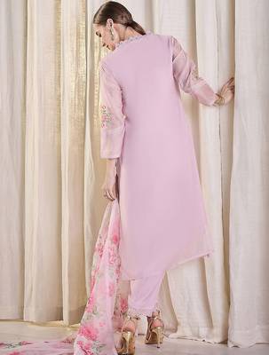 Floral Embroidered Thread Work Kurta With Trousers & Dupatta 4