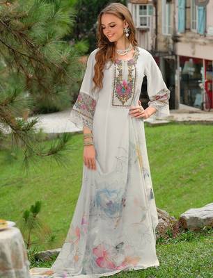 Women Floral Embroidered Kurta with Trousers & Dupatta 3