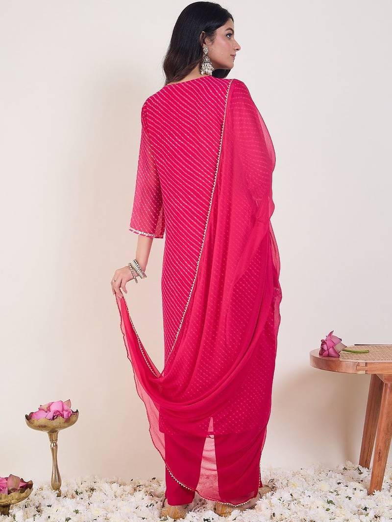 Women Leheriya Printed Regular Thread Work Kurta with Trousers & With Dupatta