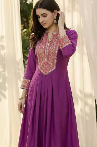 Women Ethnic Motifs Embroidered Pleated Mirror Work Kurta with Trousers