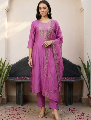 Lavender Embroidered Straight Kurta Trousers Dupatta Set Kurta Sets 6