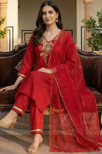 Women Ethnic Motifs Embroidered Regular Thread Work Liva Kurta with Trousers & With Dupatta