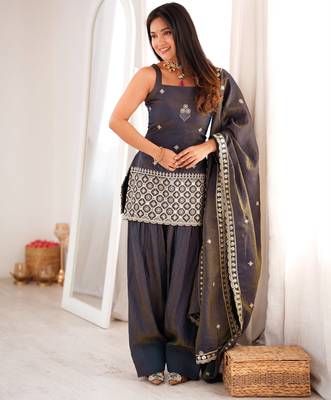 Women's dark grey embroidered patiala suit set with dupatta 2