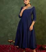 Women Ethnic Motifs Embroidered Panelled Thread Work Kurta with Trousers