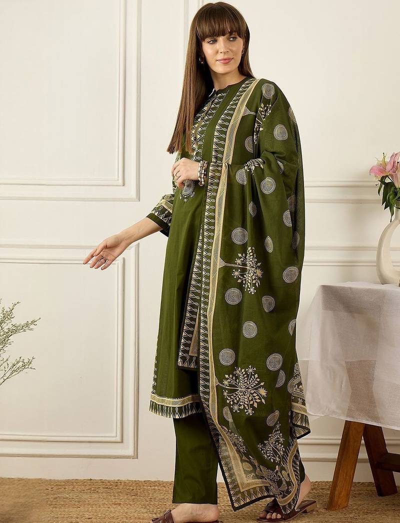 Women Ethnic Motifs Printed Regular Pure Cotton Kurta with Trousers & With Dupatta