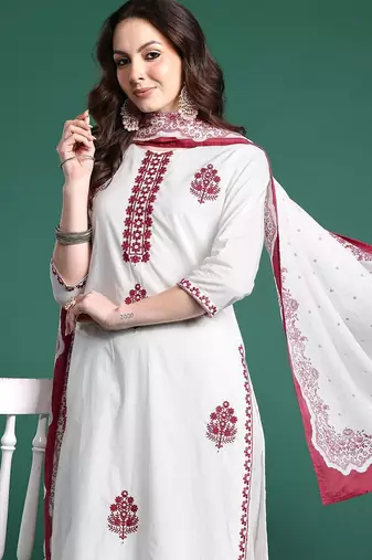 Floral Embroidered Kurta with Trousers & Dupatta