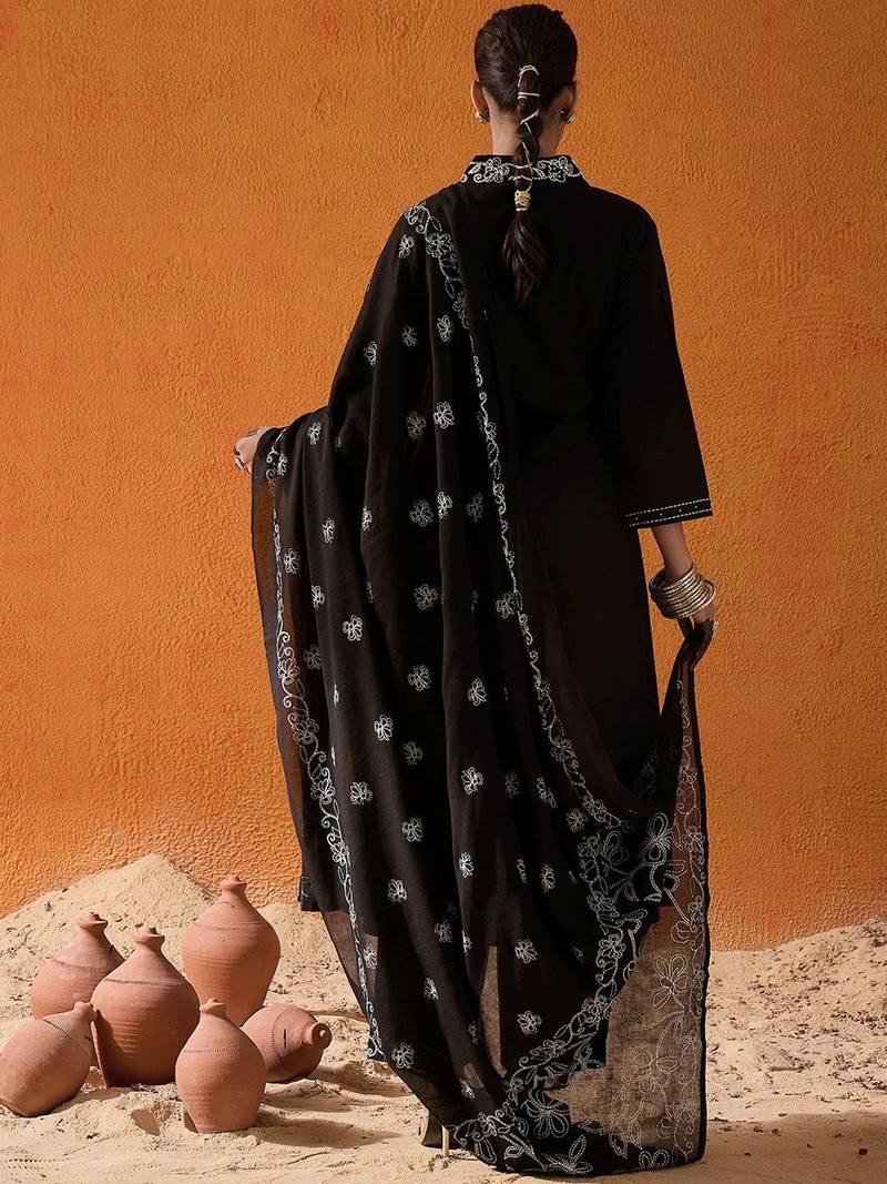 Floral Embroidered Thread Work Pure Cotton Straight Kurta With Trousers & Dupatta