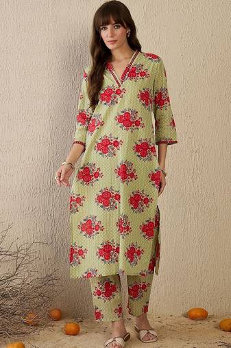 Women Floral Printed Regular Mirror Work Pure Cotton Kurta with Trousers