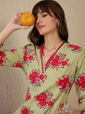 Women Floral Printed Regular Mirror Work Pure Cotton Kurta with Trousers 2