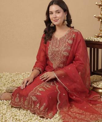 Women Ethnic Motifs Embroidered Regular Thread Work Kurta With Trousers & Dupatta 1