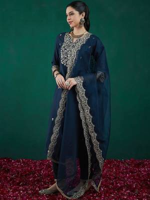 Women Ethnic Motifs Embroidered Kurta with Trousers & Dupatta 4