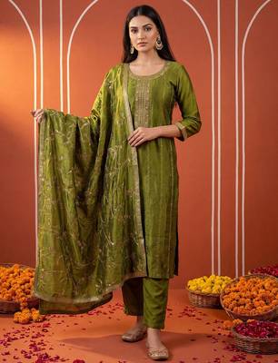 Women Ethnic Motifs Embroidered Regular Sequinned Kurta with Trousers & With Dupatta 1