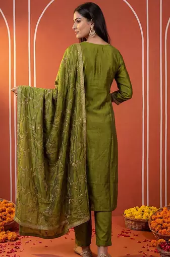 Women Ethnic Motifs Embroidered Regular Sequinned Kurta with Trousers & With Dupatta