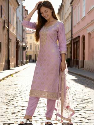 Women Regular Kurta with Trousers & With Dupatta 1