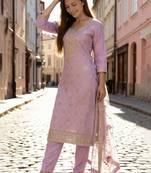 Women Regular Kurta with Trousers & With Dupatta