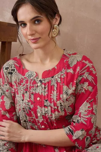 Women Floral Printed Regular Pure Cotton Kurta with Trousers