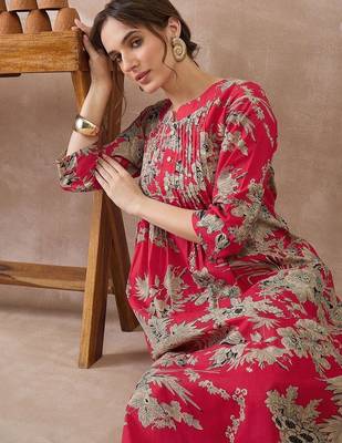 Women Floral Printed Regular Pure Cotton Kurta with Trousers 4