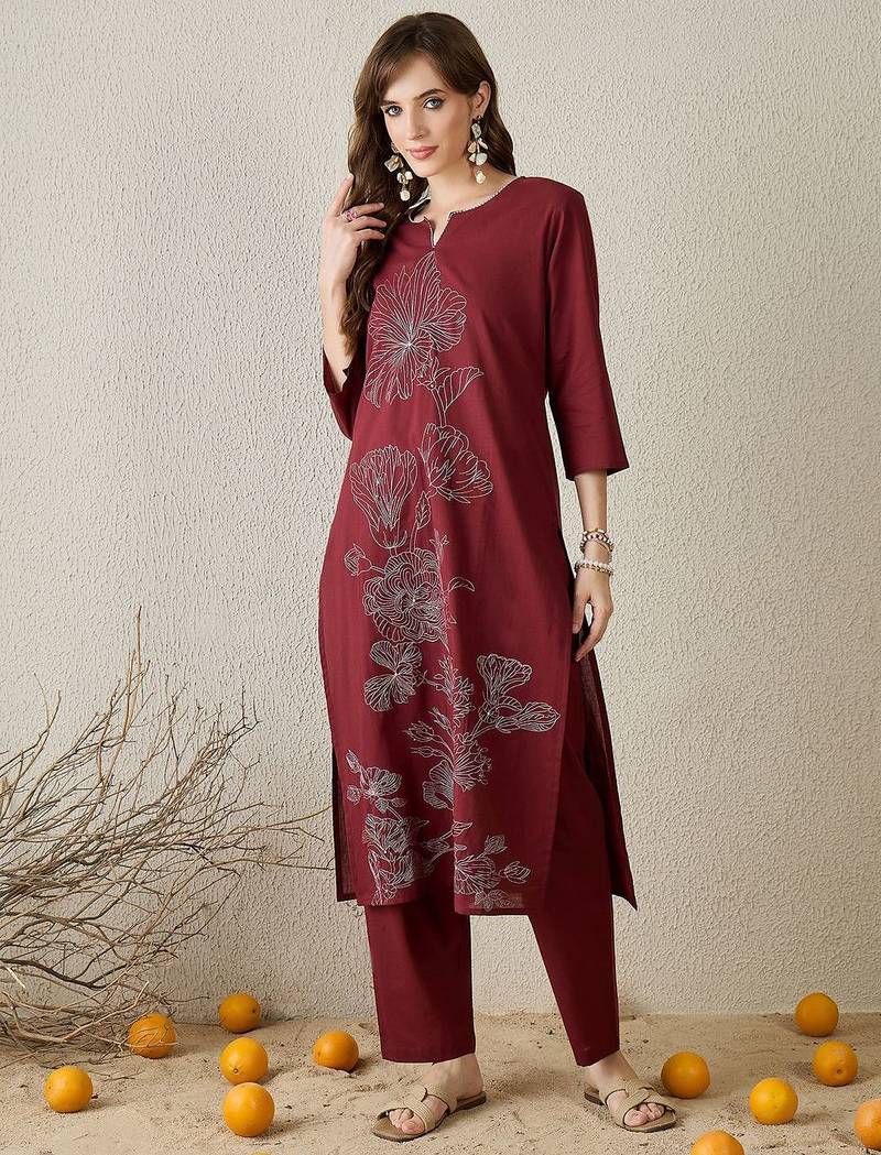 Women Floral Embroidered Thread Work Pure Cotton Kurta with Trousers