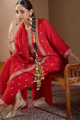 Women Ethnic Motifs Embroidered Regular Sequinned Kurta with Trousers & With Dupatta