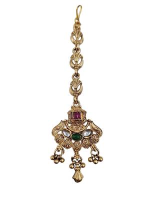 Women gold-toned & green temple antique jewellery set with maang tikka 4