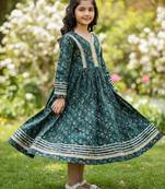 Green printed cotton gown