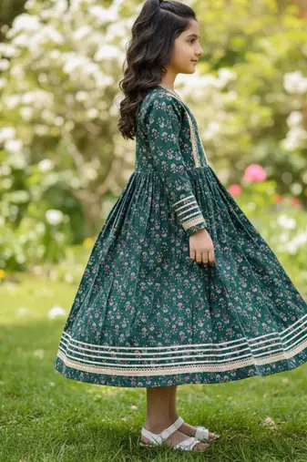 Green printed cotton gown