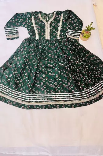 Green printed cotton gown
