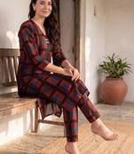 Women Printed Regular Kurta with Trousers
