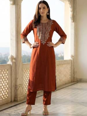 Women Ethnic Motifs Embroidered Regular Thread Work Liva Kurta with Trousers & With Dupatta 3