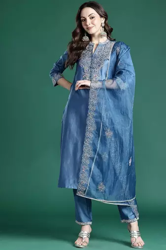 Ethnic Motifs Embroidered Kurta with Trousers & Dupatta