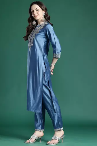 Ethnic Motifs Embroidered Kurta with Trousers & Dupatta
