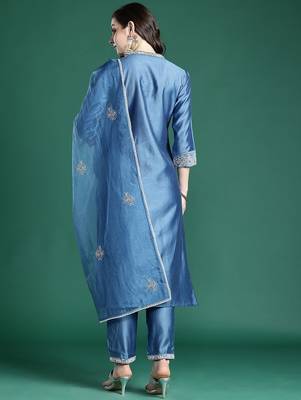 Ethnic Motifs Embroidered Kurta with Trousers & Dupatta 7