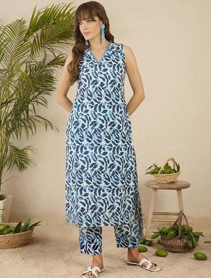 Floral Screen Printed V-Neck Pure Cotton Straight Kurta With Trousers 2