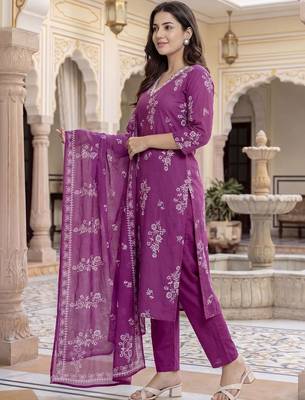 Women Floral Printed Regular Sequinned Pure Cotton Kurta with Trousers & With Dupatta 4