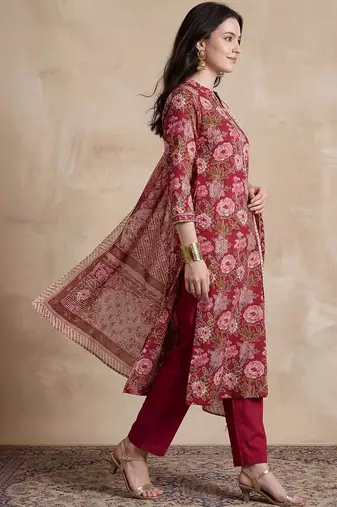 Women Floral Printed Angrakha Pure Cotton Kurta with Trousers & With Dupatta